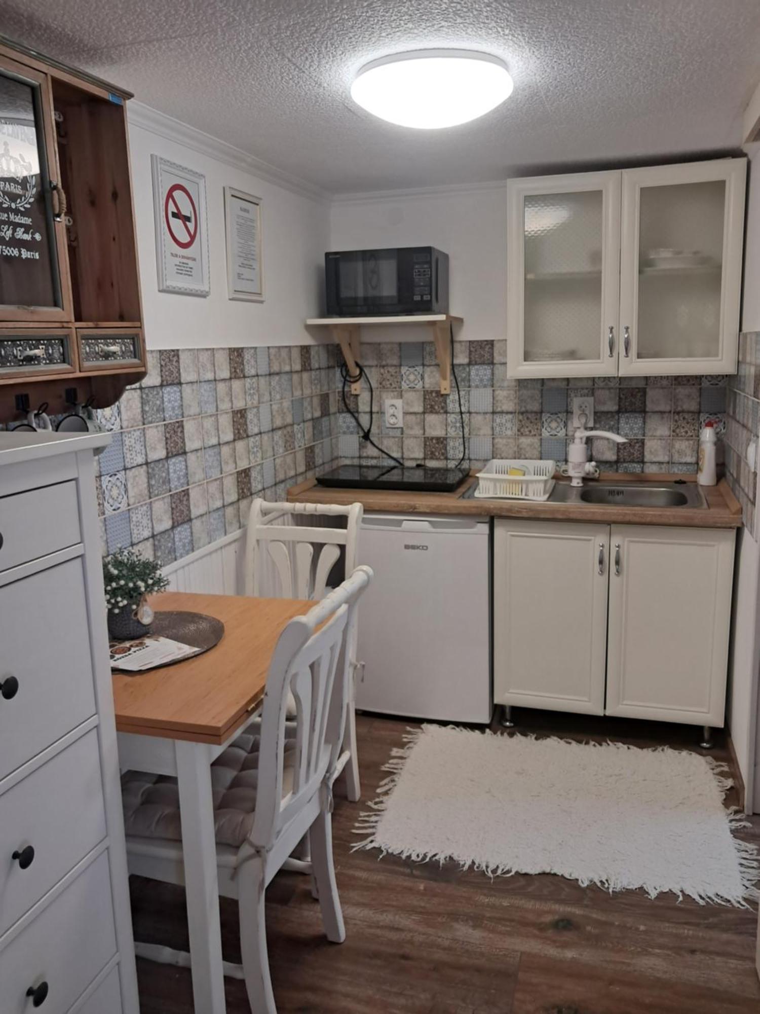 Takler Home Alsóörs Kültér fotó